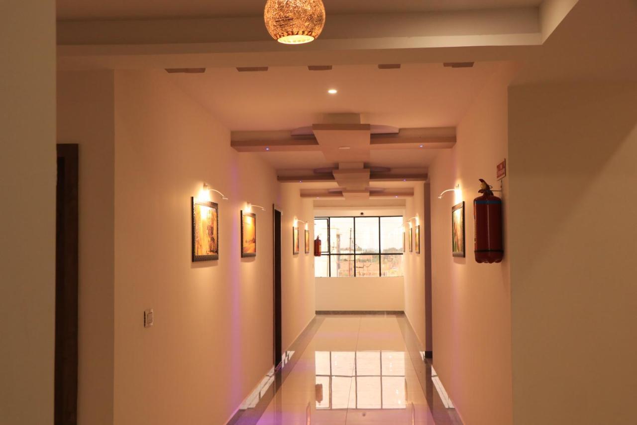 بهوي Hotel Viraj Residency المظهر الخارجي الصورة